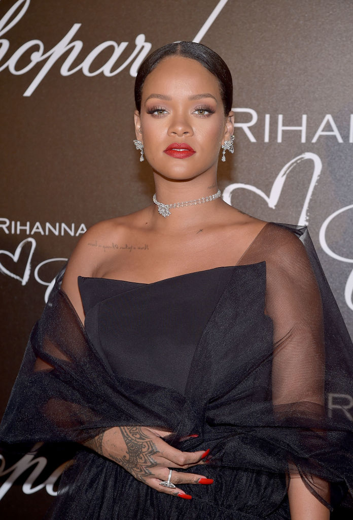 Rihanna (@rihanna) “Shines Bright” in Chopard (@Chopard)!