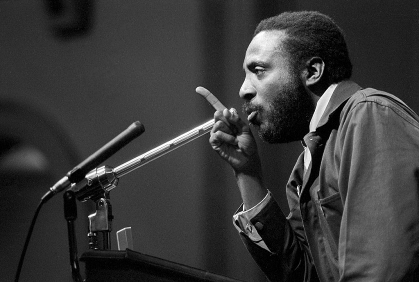 Dick Gregory in 1966 before being arrested 